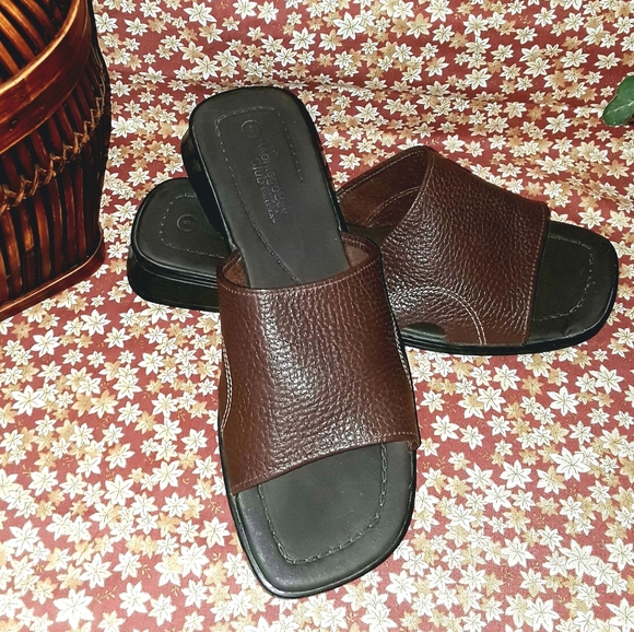 Montego Bay Club Sandals - Picture 4 of 8